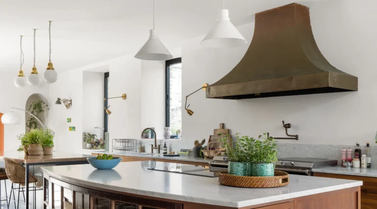 Create a Luxury Kitchen with a Sleek Island Cooker Extractor Hood