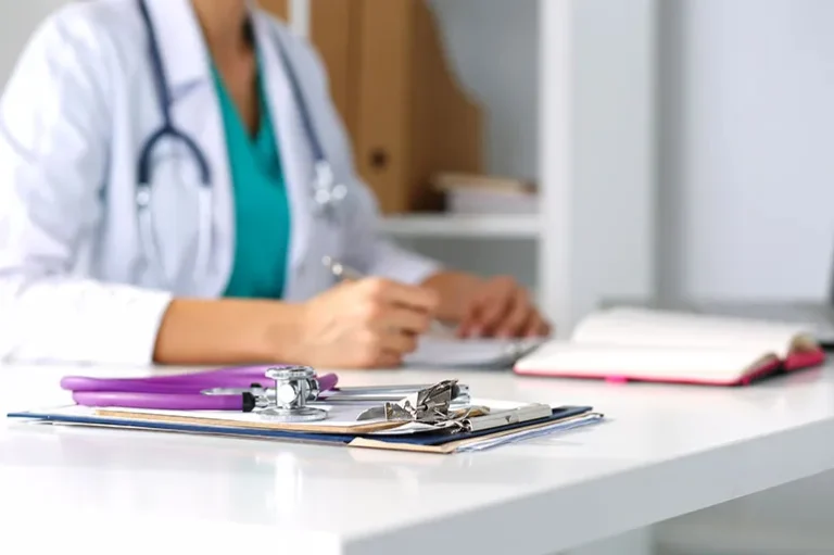 Skip the Doctor's Visit: Your Guide to Online Sick Leave Certificates