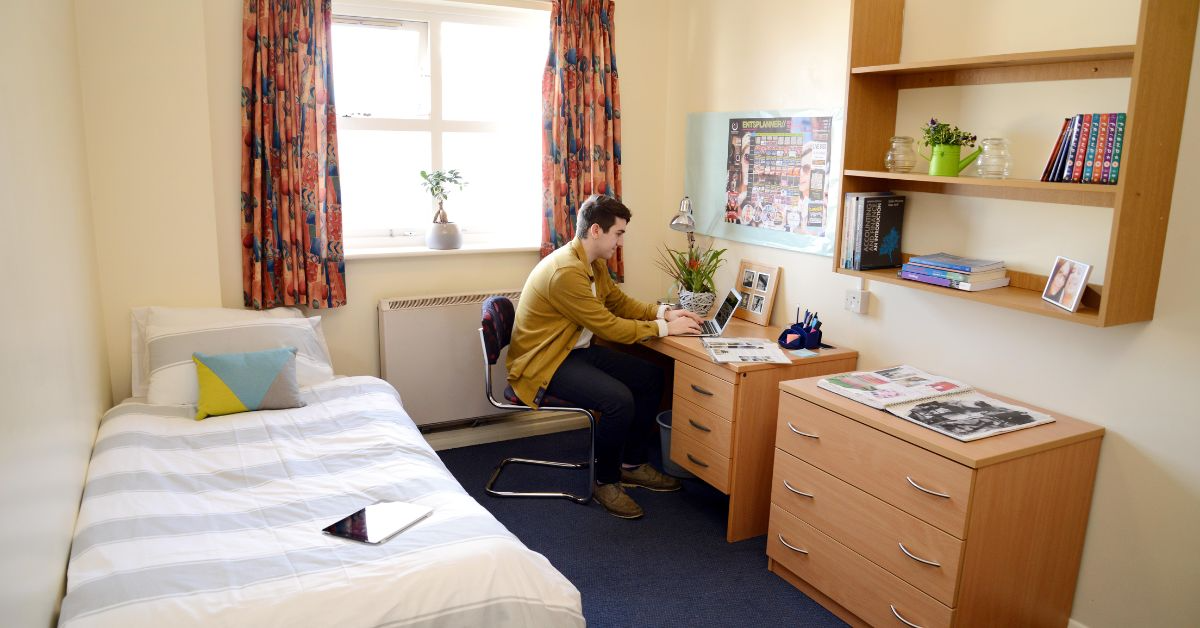 Top Student Accommodation Stoke on Trent for University Living