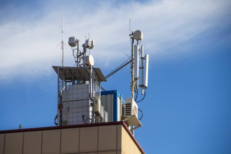 How Professional DAS Installation Ensures Reliable In-Building Connectivity