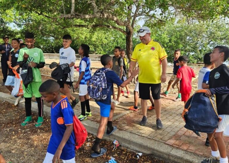 Volunteer Colombia Programs Empower Communities with Volunteer Abroad Cooperating
