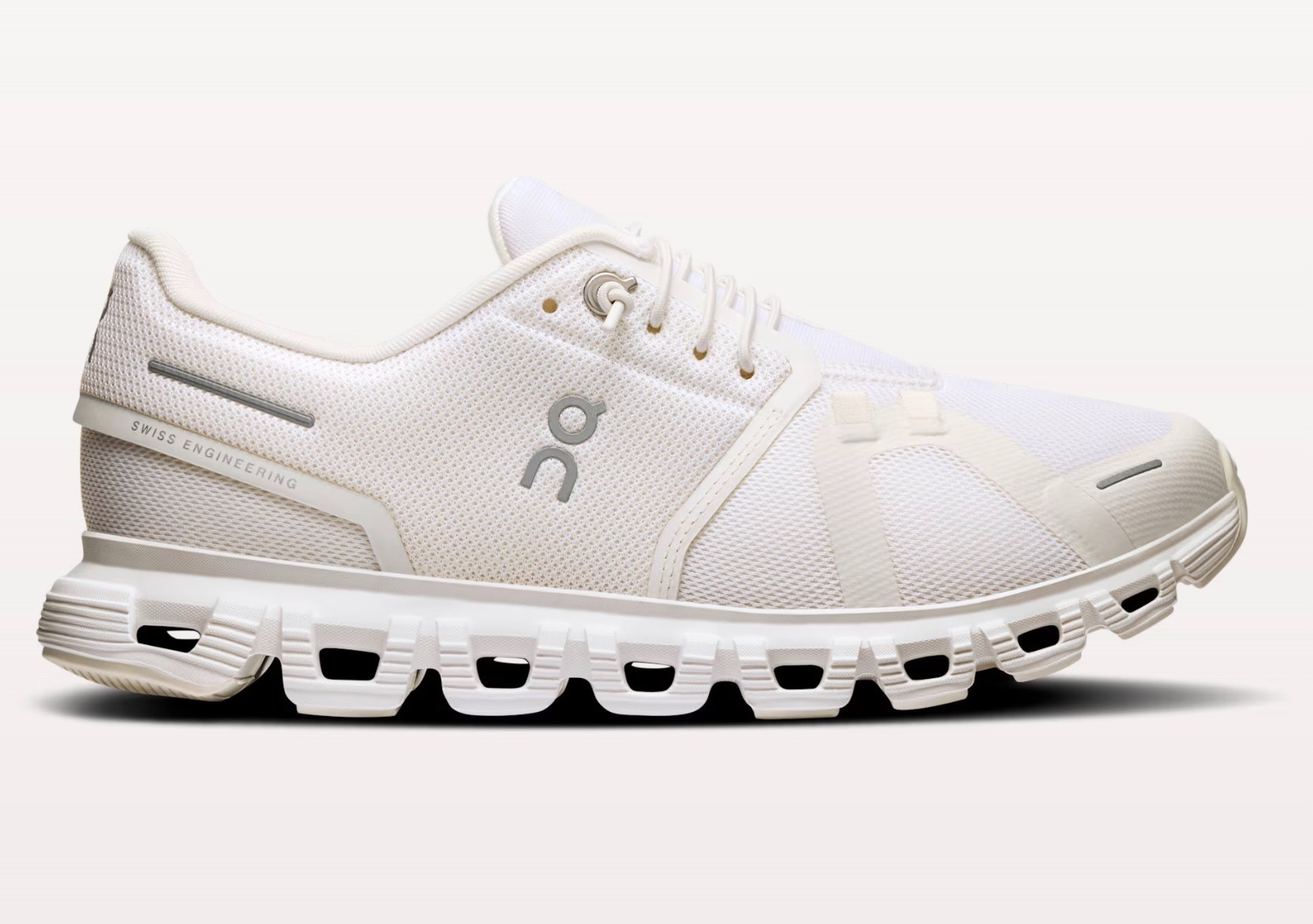 Experience Cloud-Like Comfort with On Cloud Women’s Running Shoes