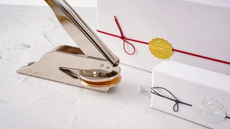 Features of the Right Embosser Machine