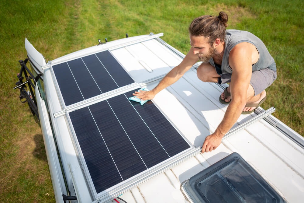 The Ultimate Guide to Solar Generators Harnessing Clean Energy for Modern Living